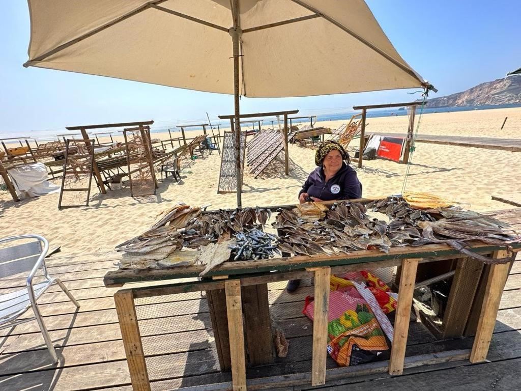 100 Meters From The Beach! Rua Da Regeneracao Назаре Екстериор снимка