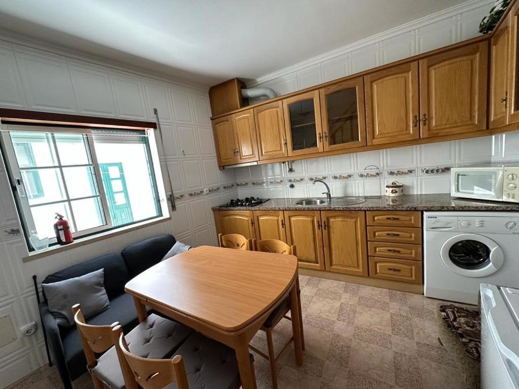 100 Meters From The Beach! Rua Da Regeneracao Назаре Екстериор снимка